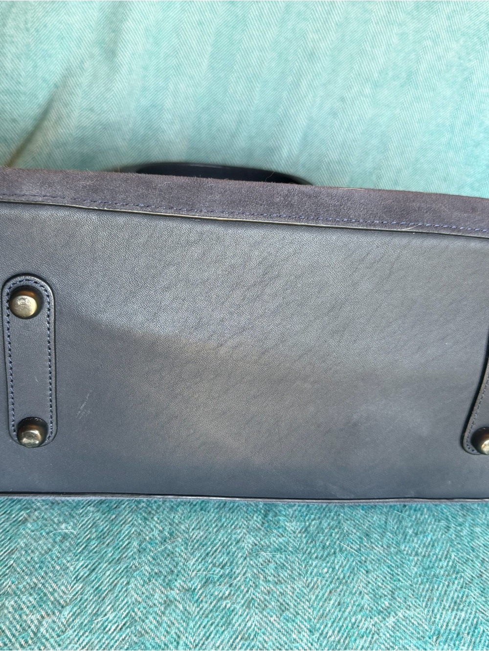 Coach 1941 Cooper Carryall 22822 - Picture 4 of 7